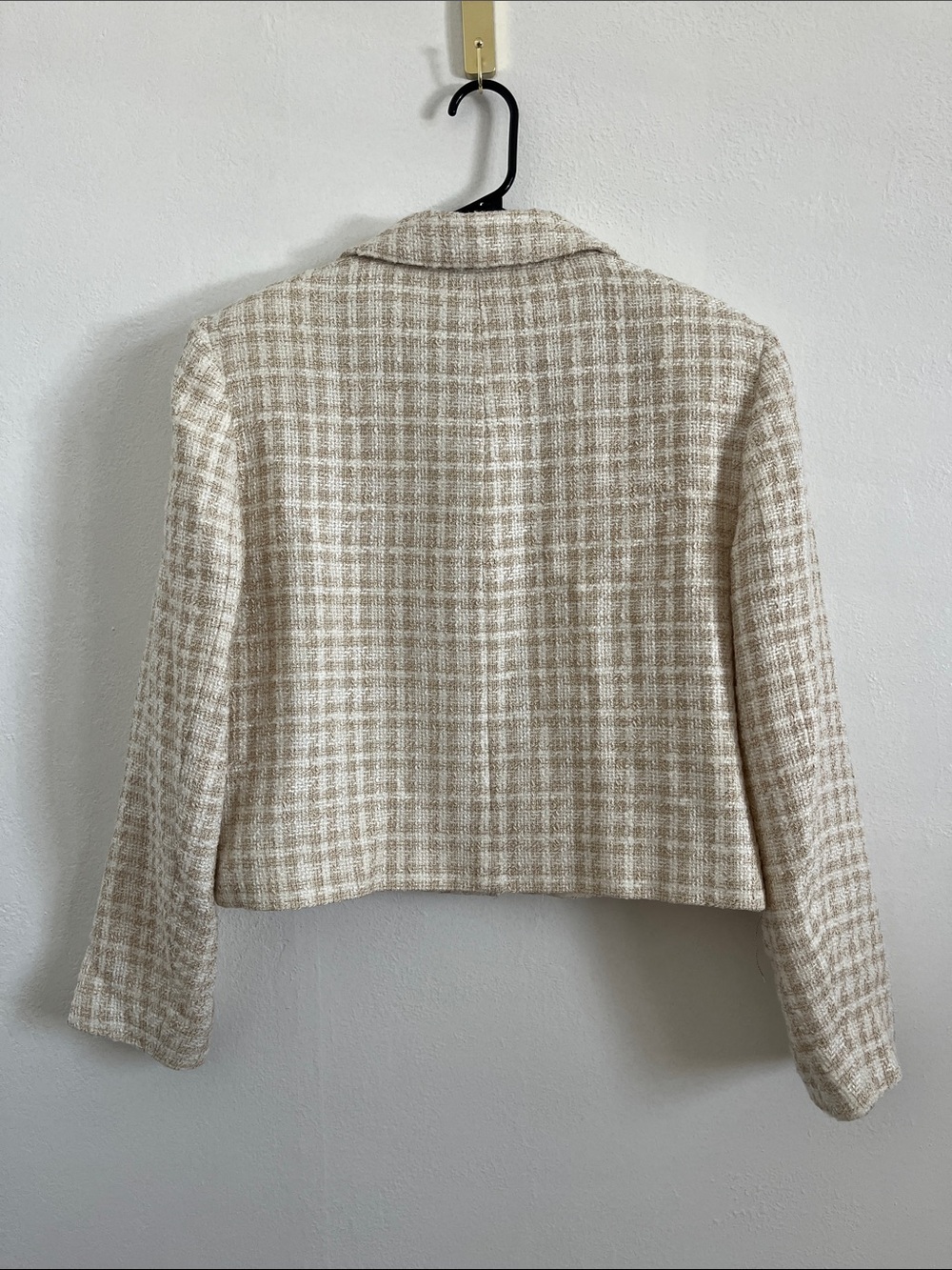 Zara Cream Tweed Cropped Blazer with Gold Buttons New XL - Picture 5 of 5